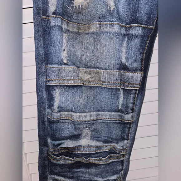 FWRD Denim Men's 32x32 Distressed Jeans - Picture 5 of 12